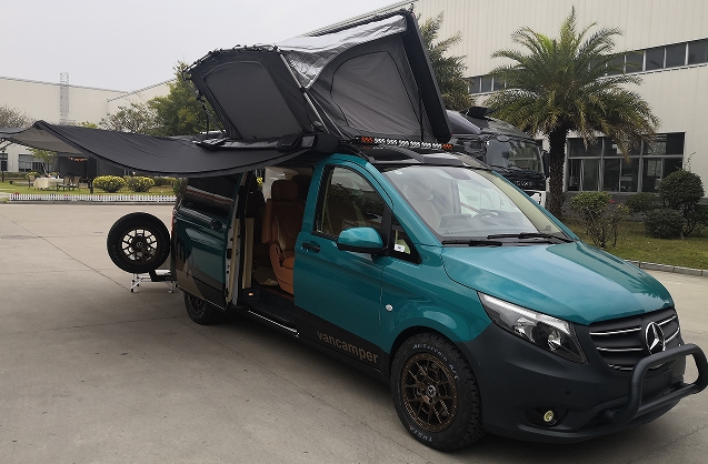 奔驰露营车
